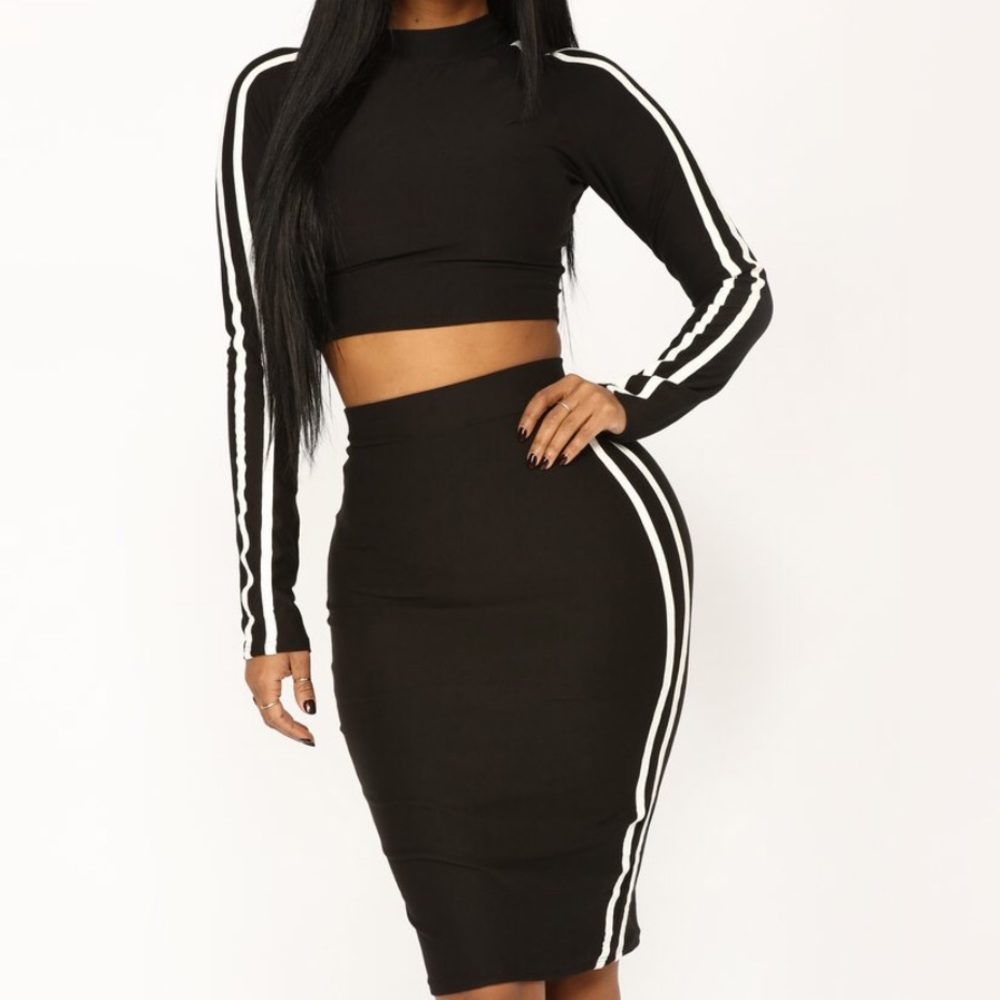 Top + Bottom Matching Set 🖤